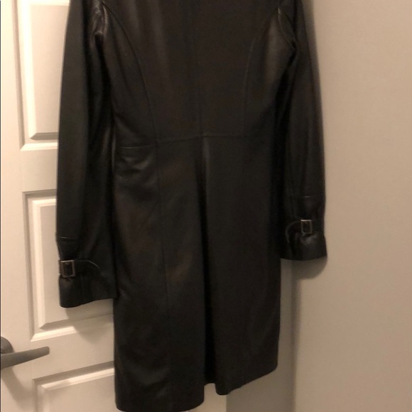 Long leather jacket - Picture 4 of 9